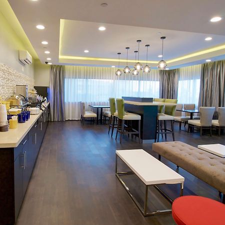 Days Inn & Suites By Wyndham Port Arthur Kültér fotó