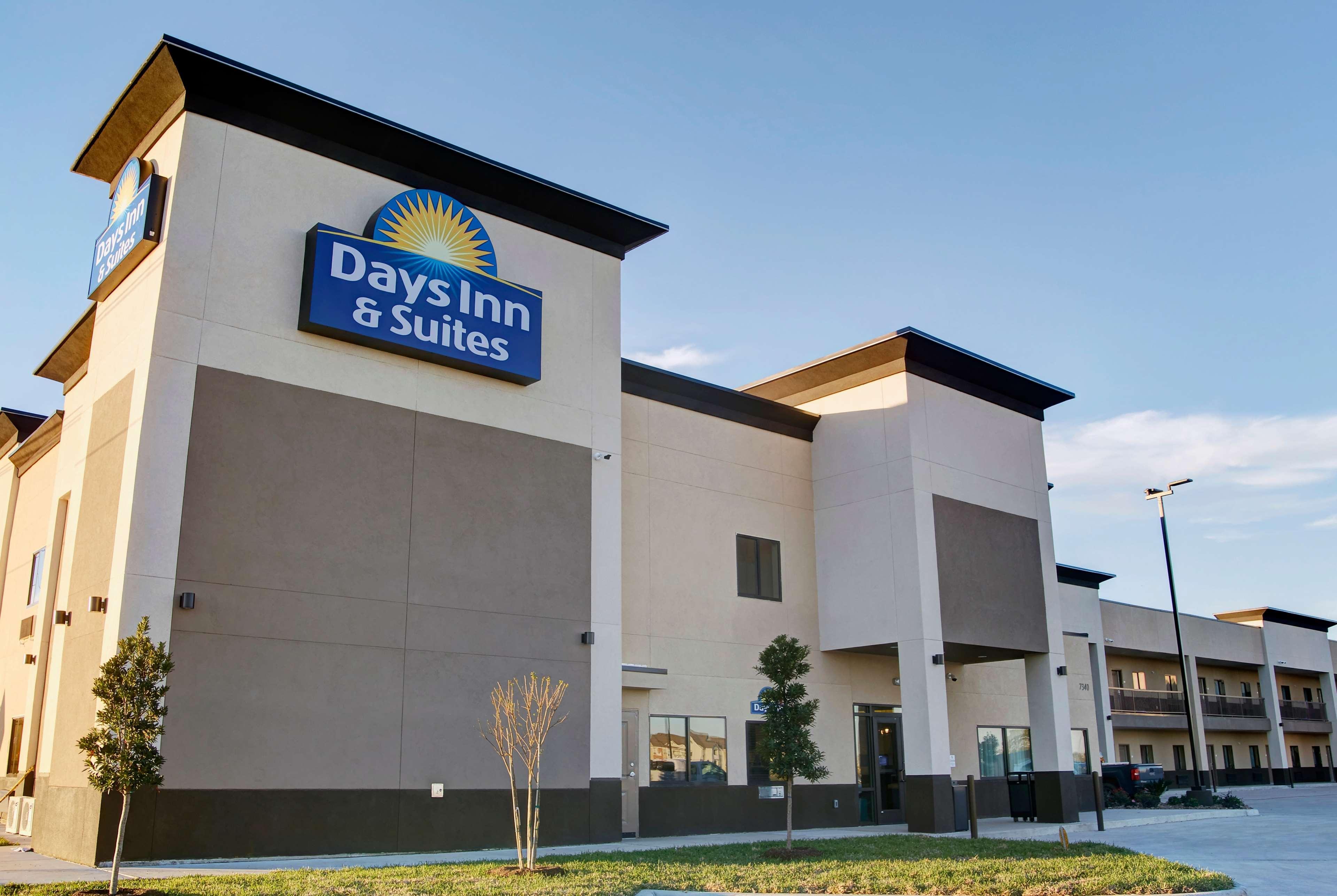 Days Inn & Suites By Wyndham Port Arthur Kültér fotó