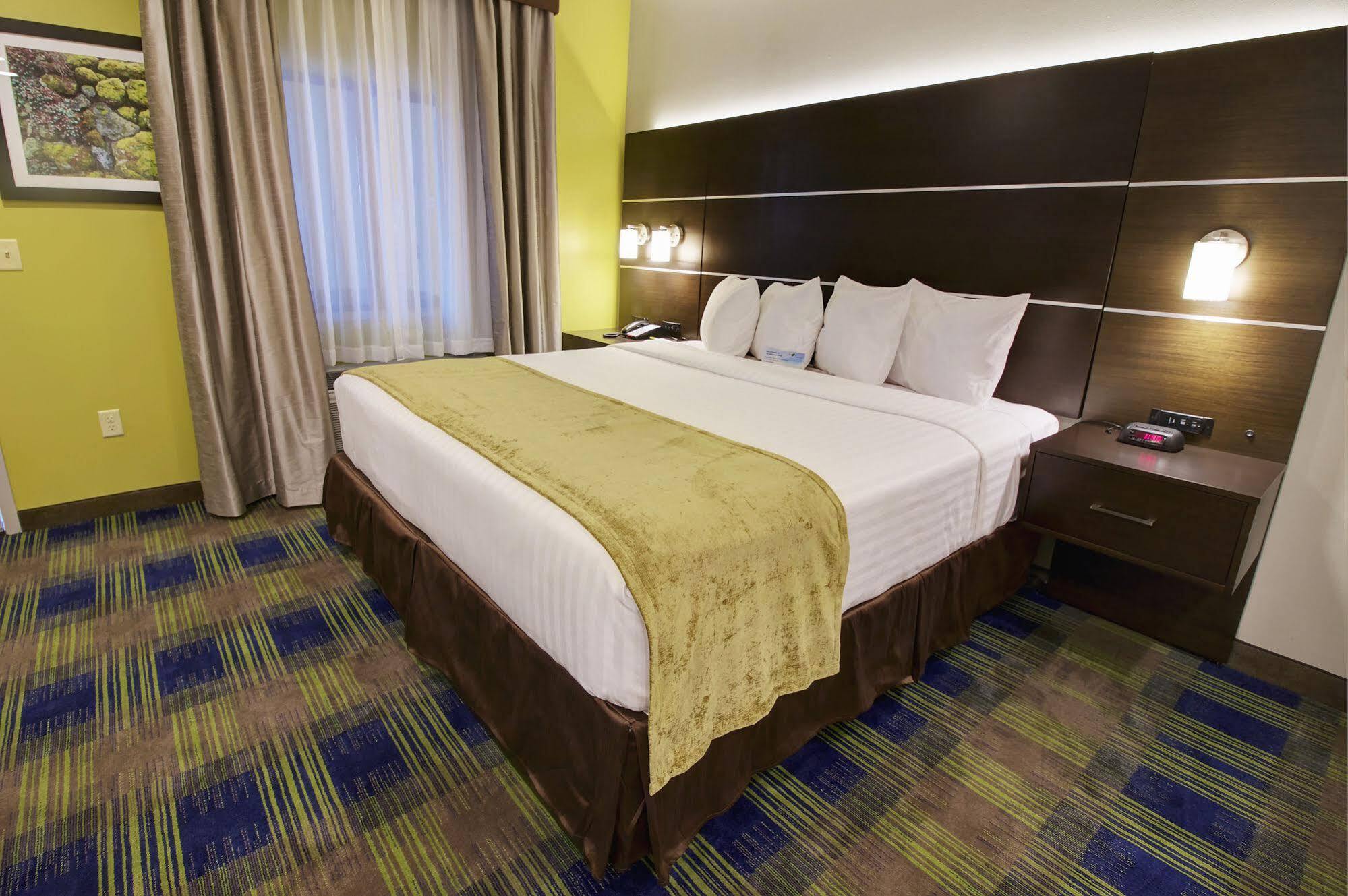 Days Inn & Suites By Wyndham Port Arthur Kültér fotó